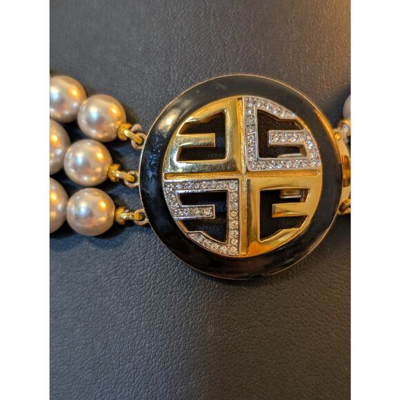Vintage Designer Givenchy Bijoux Multi Strand Silver Gray Faux Pearl Necklace - Picture 5 of 15